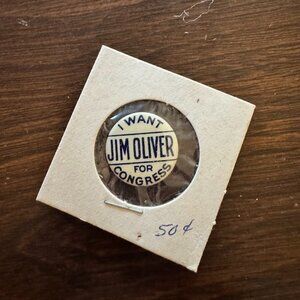 Vintage I Want John Oliver For Congress Political Pin